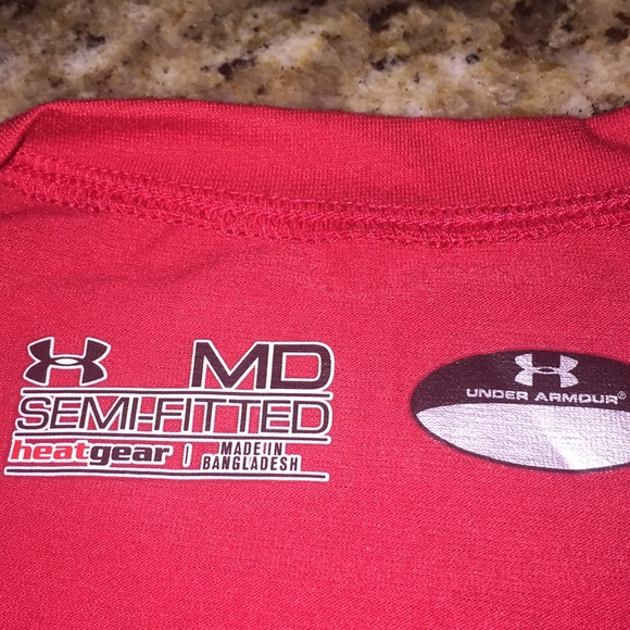 Under Armour tee - Picture 3 of 4
